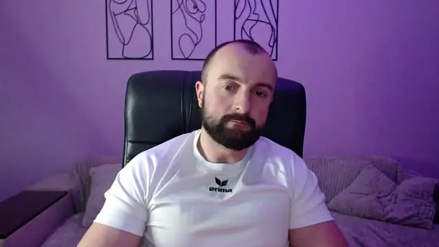 brindlefly6969 online show from January 8, 2026, 11:56 am