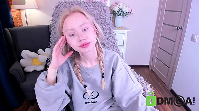 MalenaErnman online show from March 2, 2025, 10:35 am