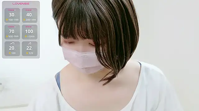 momoka chan jp online show from June 22, 2026, 5:37 am