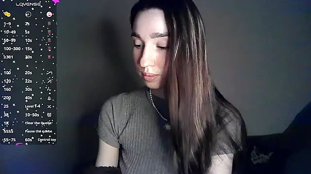 Snapshot of ElizaSwon chatting on March 14, 2025, 4:40 pm ElizaSwon online show from March 14, 2025, 4:40 pm