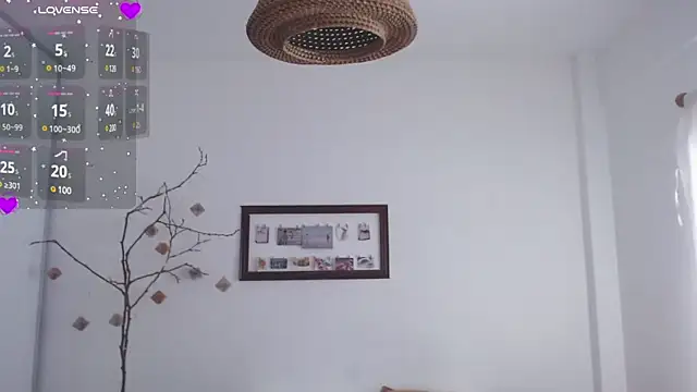 Snapshot of Your_Hand_In_mine chatting on January 12, 2025, 7:42 pm Your Hand In mine online show from January 12, 2025, 7:42 pm