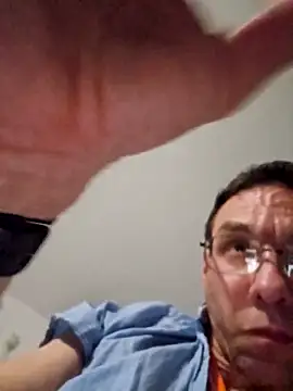 Iliketocooksquirt25 online show from February 27, 2026, 6:57 am