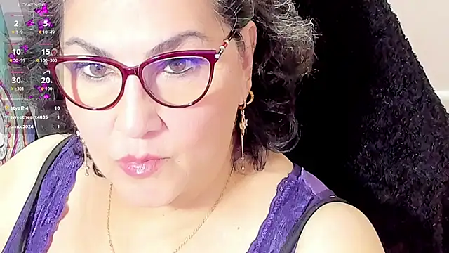 cataleya mom online show from November 23, 2025, 3:17 am