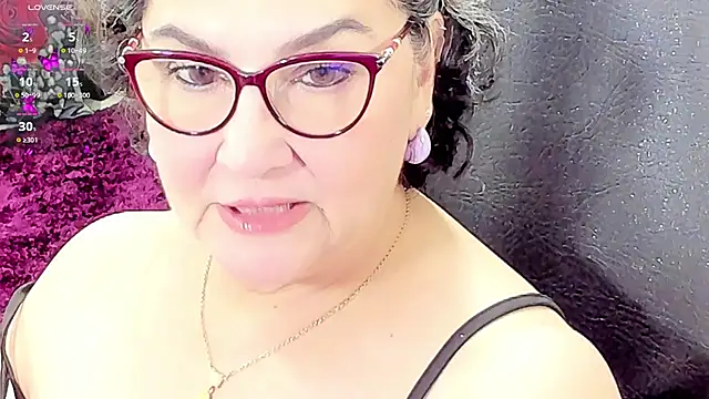 cataleya mom online show from May 26, 2026, 3:46 am