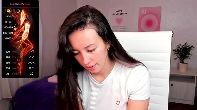 Geisha Anna online show from September 19, 2025, 5:20 am