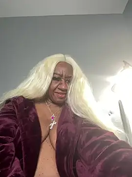 BreanaDivine online show from February 15, 2025, 1:53 am