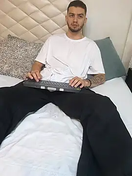 Michael magno online show from February 20, 2026, 10:54 pm