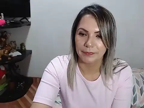 Chantal hott online show from February 15, 2025, 7:50 pm