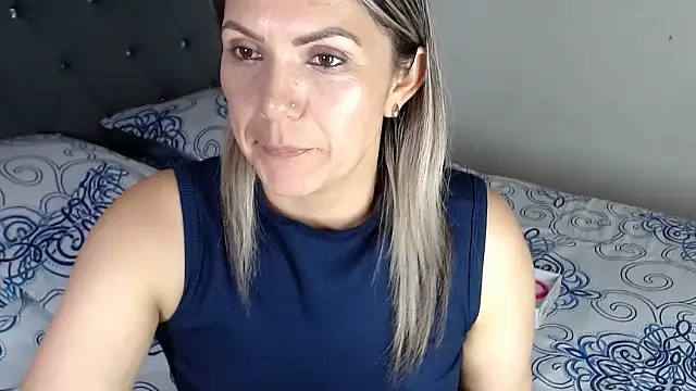 Snapshot of Chantal_hott chatting on April 22, 2026, 7:48 pm Chantal hott online show from April 22, 2026, 7:48 pm