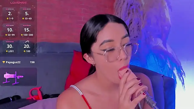 Snapshot of Salome_Villa chatting on February 17, 2026, 11:44 pm Salome Villa online show from February 17, 2026, 11:44 pm