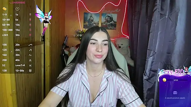 Fiery Brunette  online show from January 7, 2025, 4:27 pm