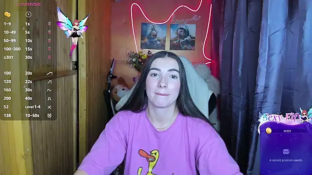 Fiery Brunette  online show from January 9, 2025, 2:51 pm