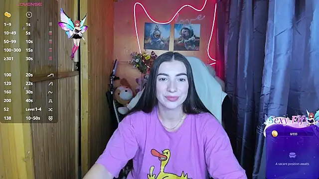 Fiery Brunette  online show from January 10, 2025, 7:35 am