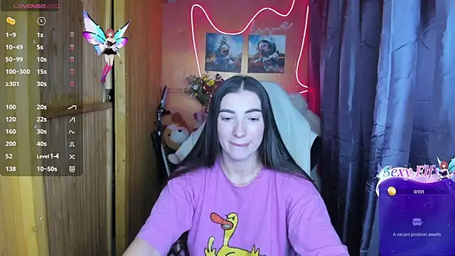 Fiery Brunette  online show from January 24, 2025, 11:15 am