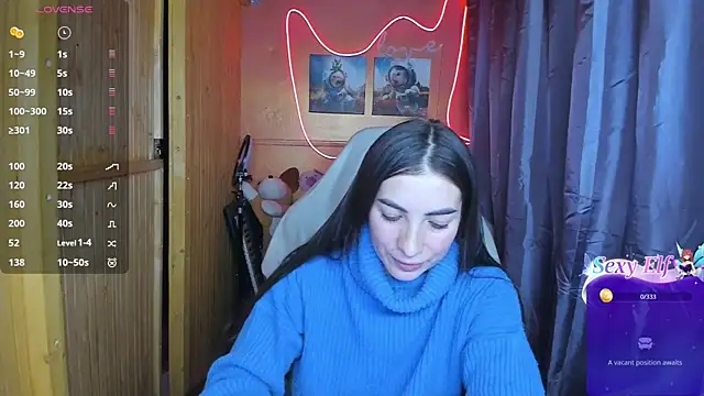 Fiery Brunette  online show from February 6, 2025, 8:39 am