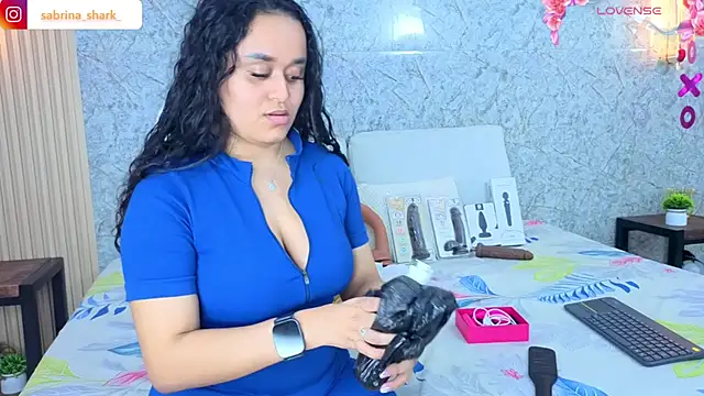 sabrina shark  online show from February 3, 2026, 3:26 am