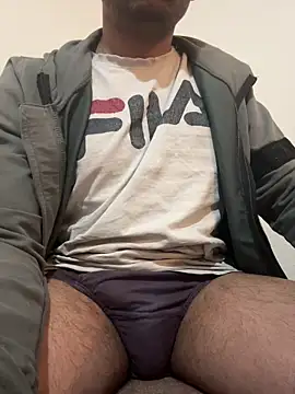 Snapshot of rhuh3991 chatting on January 7, 2025, 10:08 pm rhuh3991 online show from January 7, 2025, 10:08 pm