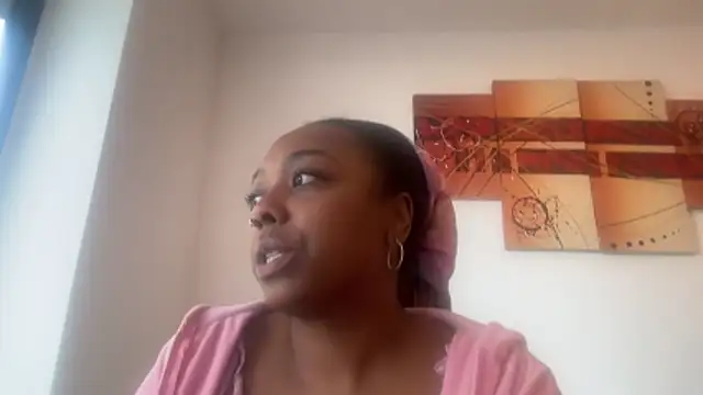 ChocolateCakeQueen online show from December 16, 2025, 12:32 pm