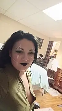 katsmeow710 online show from November 24, 2025, 9:47 pm