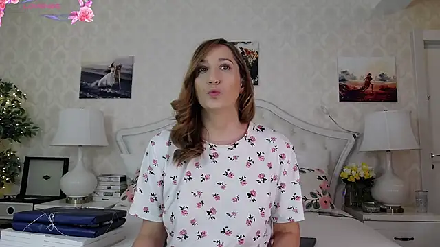 Snapshot of IreneHope chatting on May 5, 2026, 12:13 pm IreneHope online show from May 5, 2026, 12:13 pm