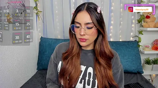 HazzelGray online show from January 14, 2026, 2:33 pm