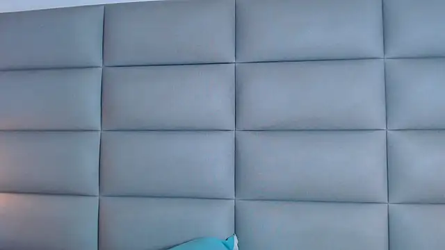 emily brontee  online show from February 1, 2025, 1:30 pm