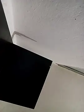 emily brontee  online show from September 12, 2025, 11:43 am