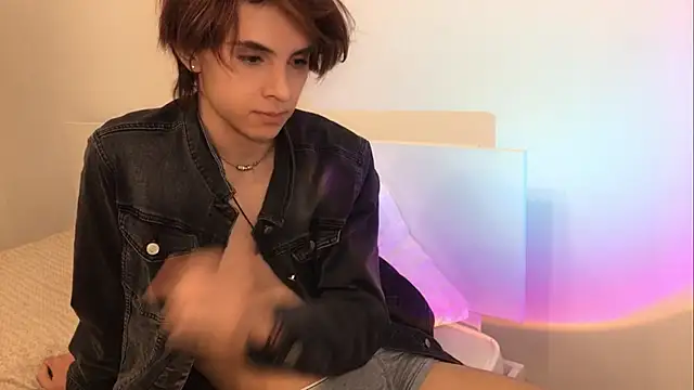 k0sta  online show from December 13, 2024, 10:13 pm