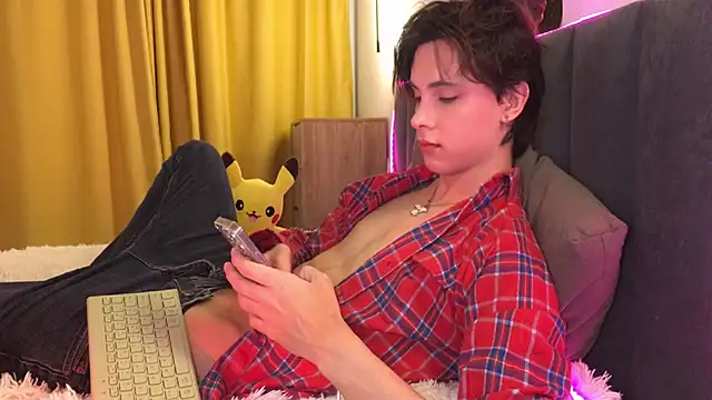 k0sta  online show from March 5, 2025, 10:33 am