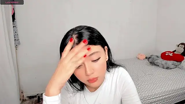 Sarah angell online show from December 30, 2024, 1:47 pm