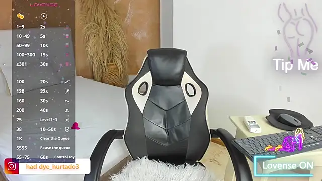 shenielxx online show from February 17, 2026, 1:40 pm