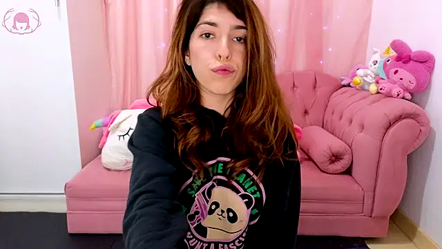 AuroraKatsy online show from October 22, 2025, 10:53 pm