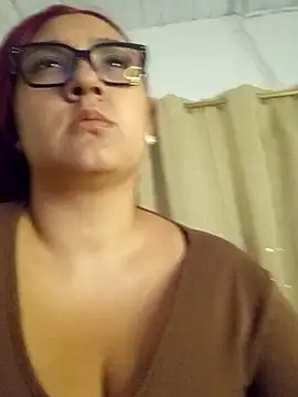 Snapshot of Isabella_Du chatting on April 27, 2026, 3:04 am Isabella Du online show from April 27, 2026, 3:04 am