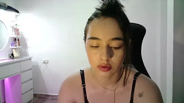 aineangeel online show from November 22, 2025, 12:53 am