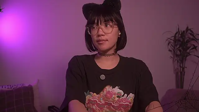 meganmei666 online show from October 13, 2025, 2:11 am