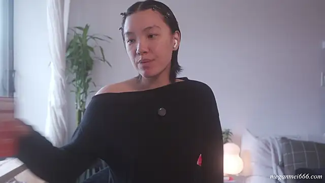 meganmei666 online show from July 10, 2026, 5:26 pm