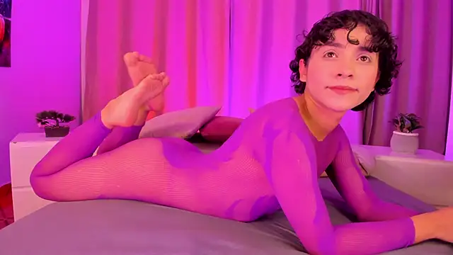 Brann tadzio online show from April 12, 2026, 5:45 am