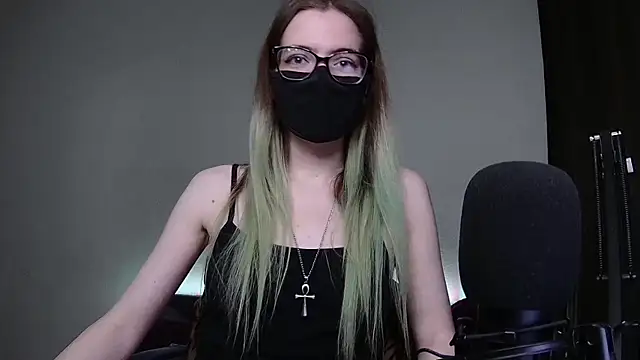 Snapshot of amber_candyfloss chatting on December 18, 2024, 2:32 am amber candyfloss online show from December 18, 2024, 2:32 am