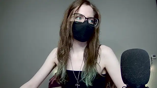 amber candyfloss online show from December 3, 2025, 3:14 am