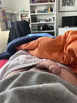 Snapshot of Diegodaddy01 chatting on December 31, 2024, 1:52 pm Diegodaddy01 online show from December 31, 2024, 1:52 pm