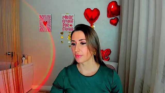 PassionGlow online show from February 18, 2026, 3:24 am