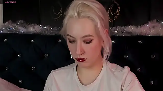 Snapshot of RachelCart chatting on January 3, 2025, 10:41 am RachelCart online show from January 3, 2025, 10:41 am
