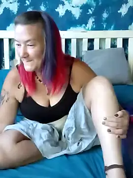 Snapshot of GingerKtm21 chatting on January 2, 2025, 4:02 pm GingerKtm21 online show from January 2, 2025, 4:02 pm