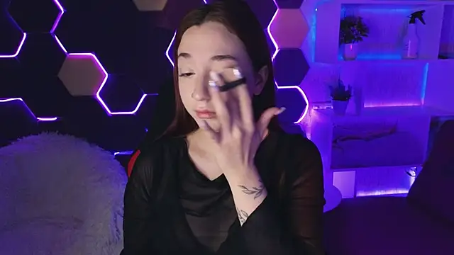 YasmineWest online show from December 12, 2024, 1:10 am