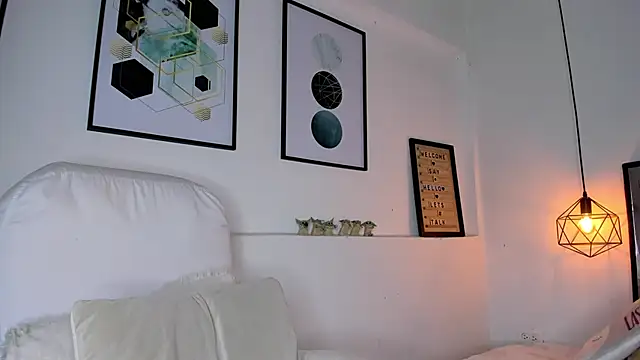 amysc online show from March 23, 2026, 11:47 am