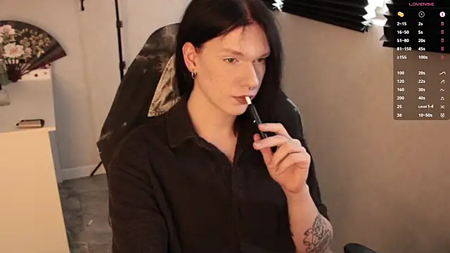 carthylovvve online show from February 23, 2025, 11:33 am