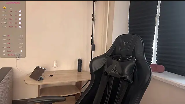 carthylovvve online show from February 6, 2026, 12:52 pm