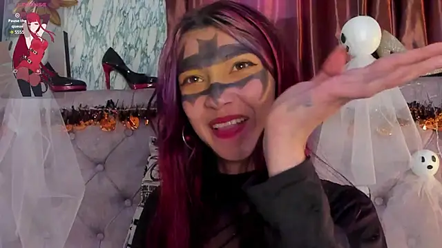 Snapshot of _Scarlett_01 chatting on October 23, 2025, 6:28 pm Scarlett 01 online show from October 23, 2025, 6:28 pm