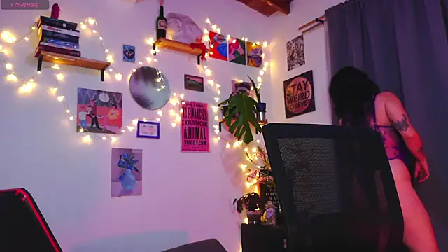 purple em69 online show from January 3, 2025, 11:55 pm