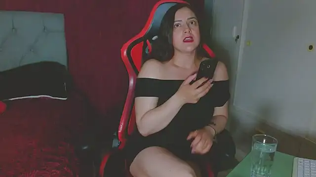 Noamartin  online show from September 19, 2025, 11:27 pm